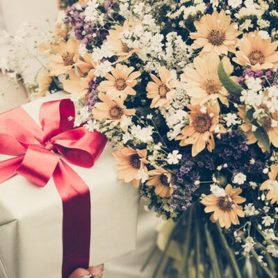 8 gifts one should not give their loved ones