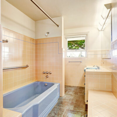 7 tips to help with home bathroom renovations
